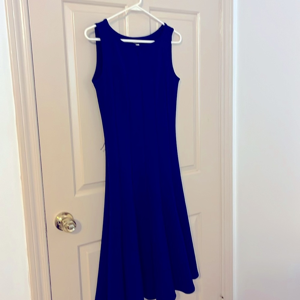 Cute, stylish and elastic dress from Haani size 8